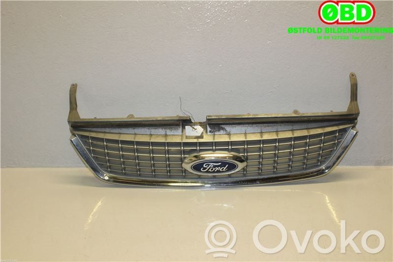 Ford Mondeo MK IV Etusäleikkö 