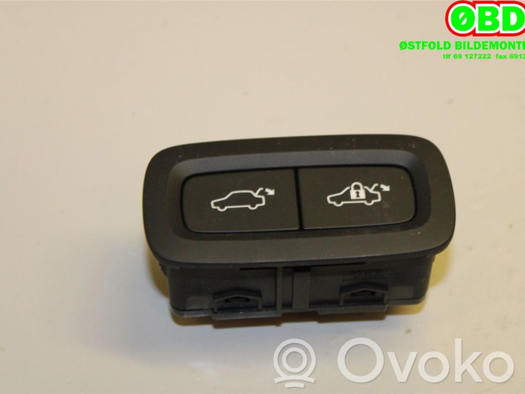 Volvo XC60 Interrupteur d'ouverture de coffre
