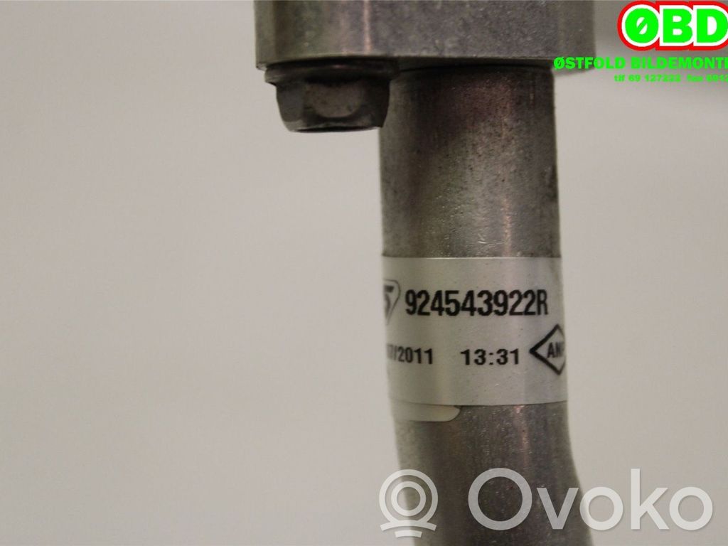 Renault Fluence Ilmastointilaitteen putki (A/C) 