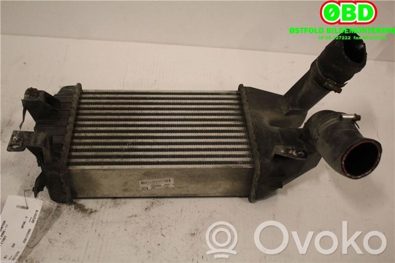 Opel Zafira B Radiador intercooler 