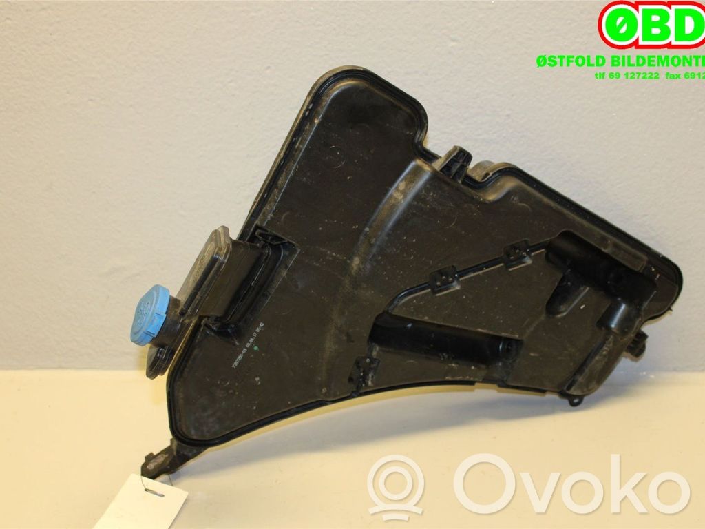 BMW 5 G30 G31 G38 Serbatoio/vaschetta liquido lavavetri parabrezza
