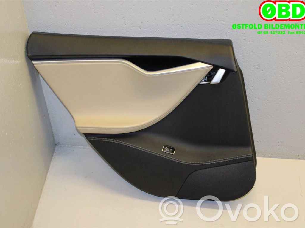 Front door card panel trim