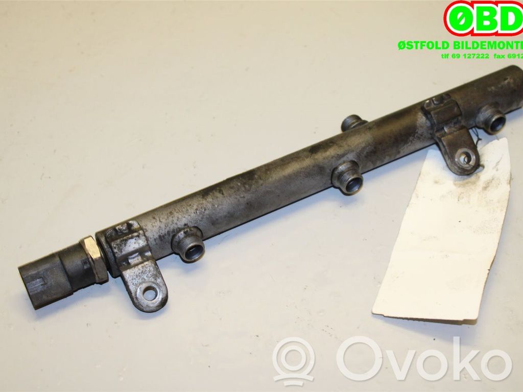 Mercedes-Benz ML W164 Distributeur de carburant 