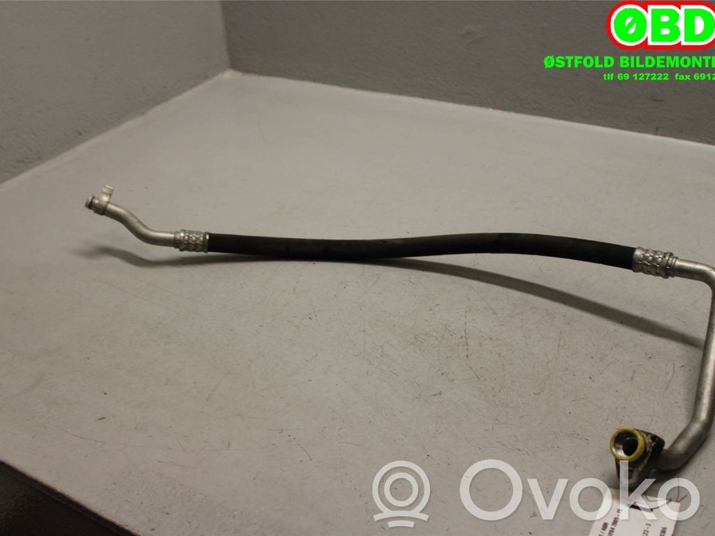 BMW 7 F01 F02 F03 F04 Tubo flessibile aria condizionata (A/C)
