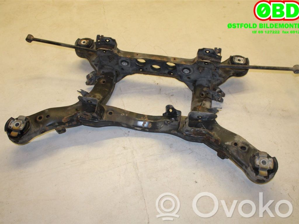 Mercedes-Benz ML W166 Sottotelaio posteriore 