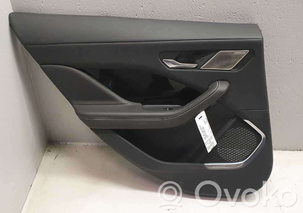 Jaguar I-Pace Etuoven verhoilu