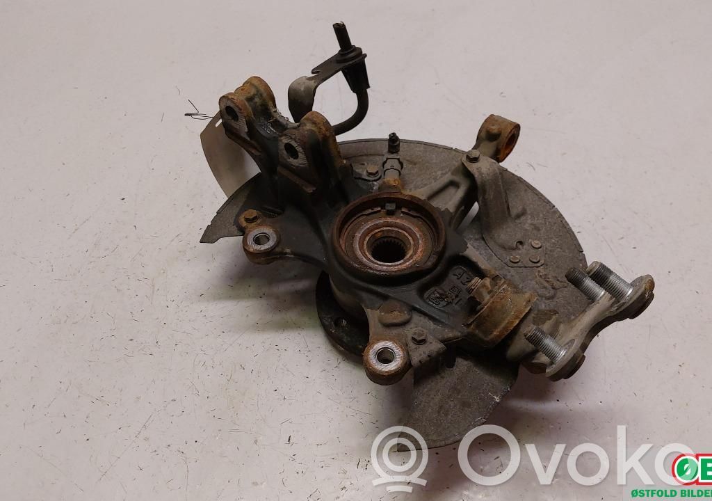Citroen Berlingo Fuzetă butuc roată față 