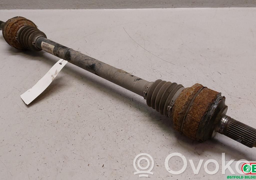 Volkswagen Touareg II Albero di trasmissione posteriore 
