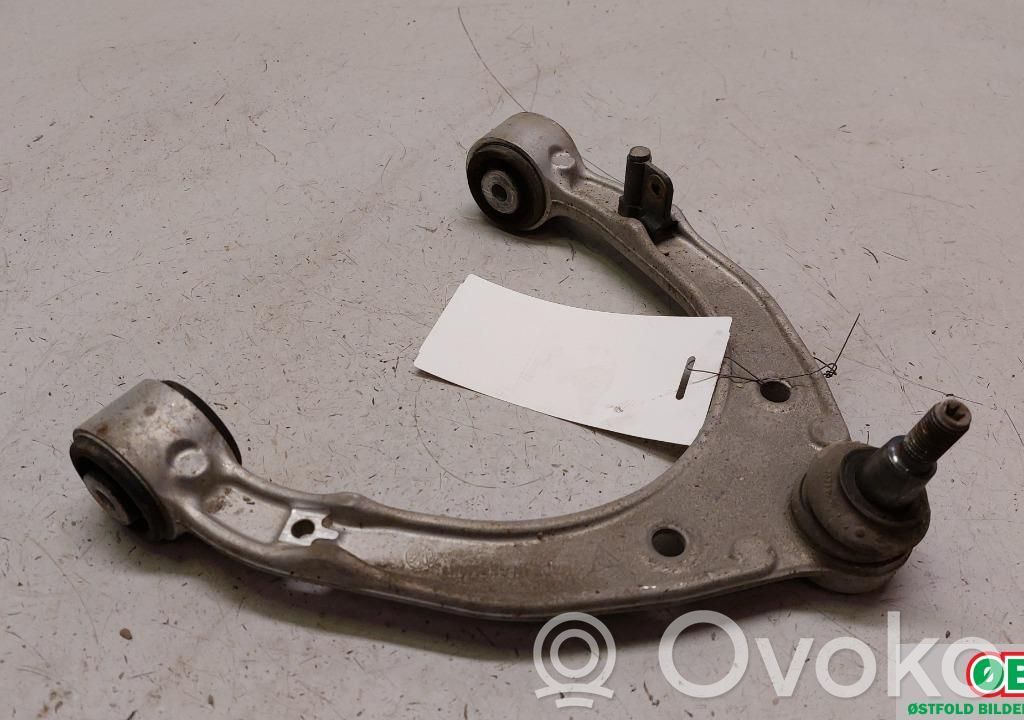 Volkswagen Touareg II Braccio di controllo sospensione anteriore 