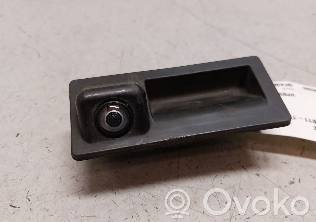 Interruptor para abrir la puerta trasera   7P6827566B,7P6827566B