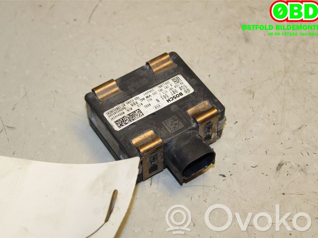 Distronic-anturi, tutka   5Q0907561N,5Q0907561N,5Q0907561N,5Q0907561N