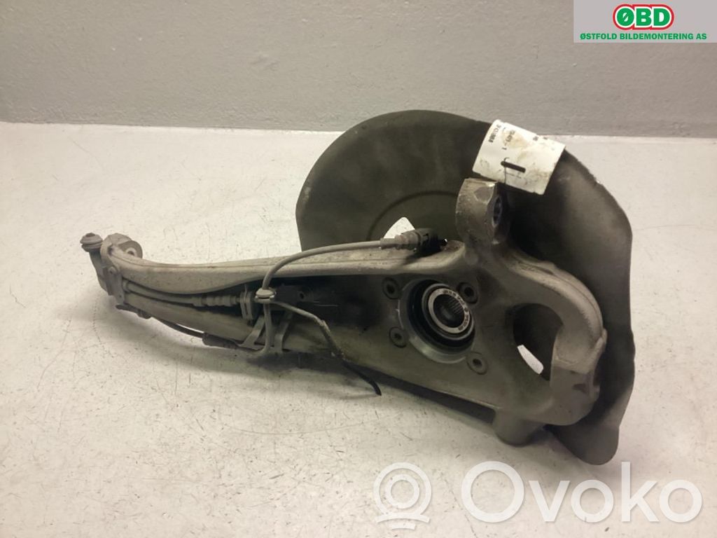 Achsschenkel vorne   95834115600,95834115600