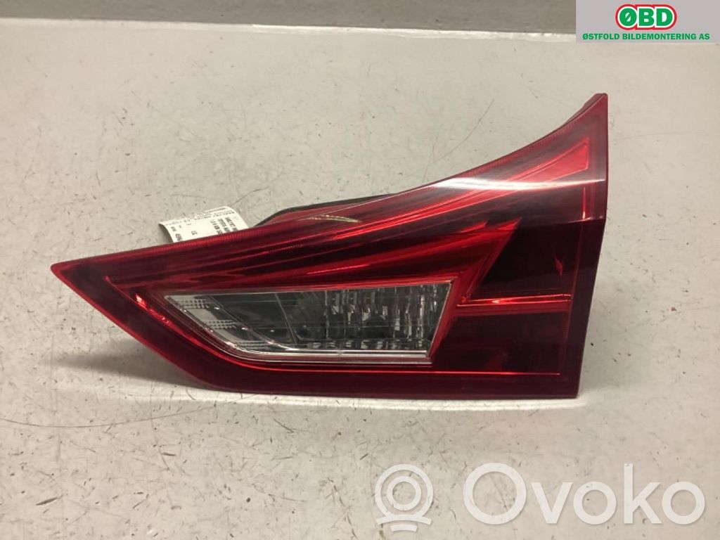 Toyota Auris E180 Luci posteriori