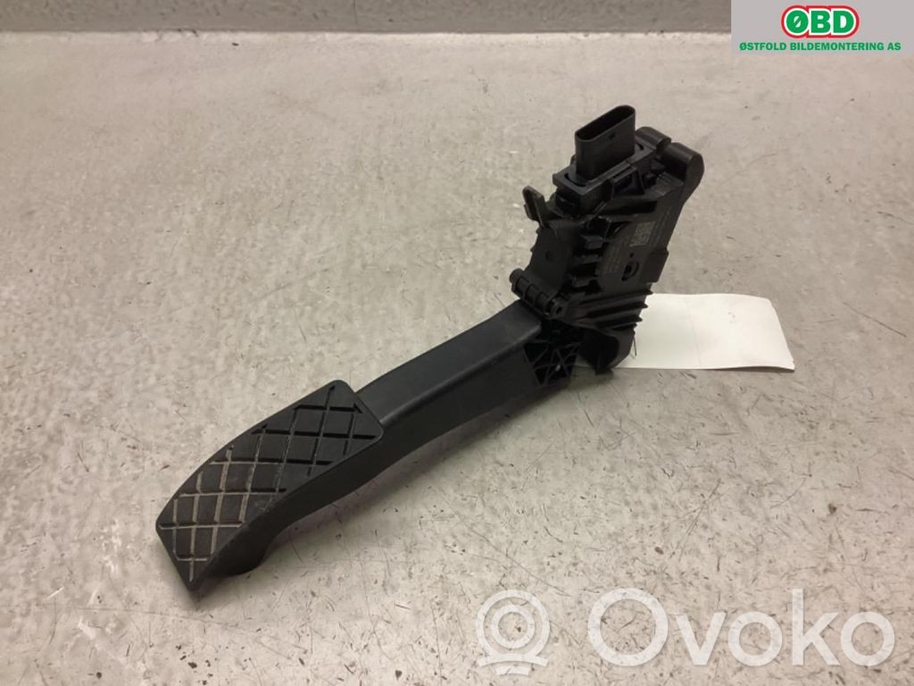 Skoda Enyaq iV Pedał gazu / przyspieszenia 