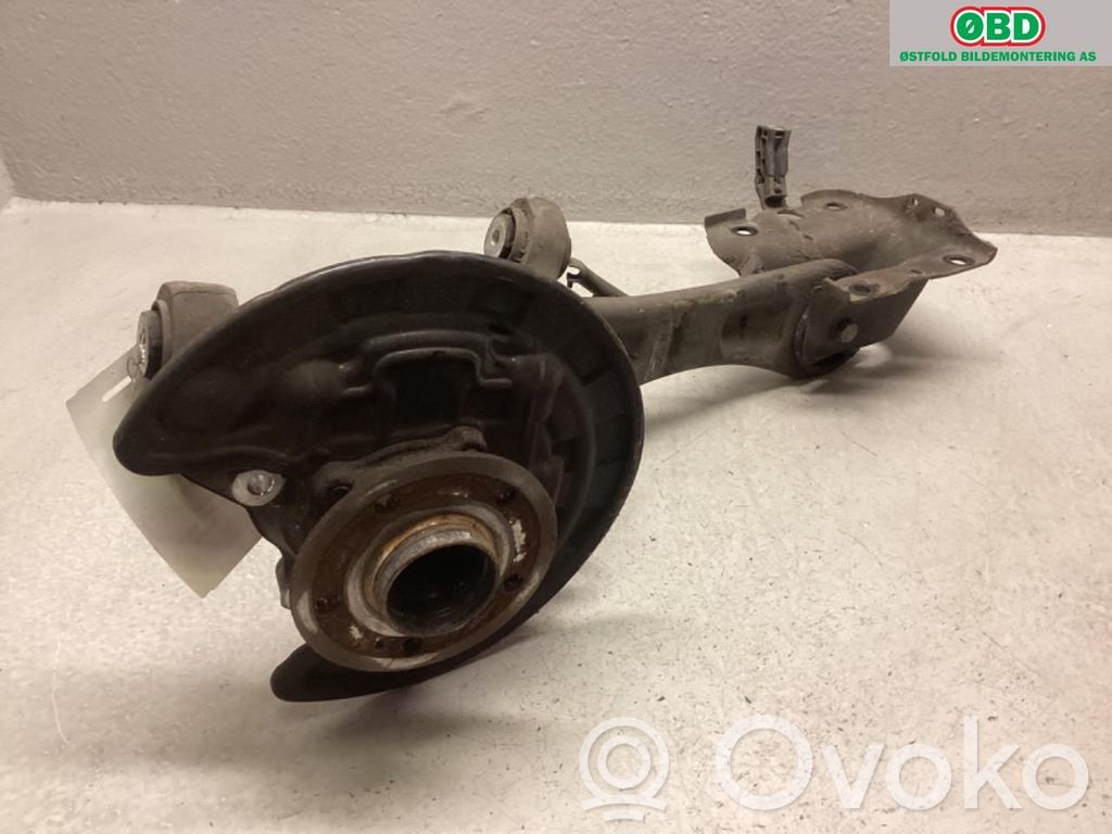 Mercedes-Benz A W177 Pivot de moyeu arrière