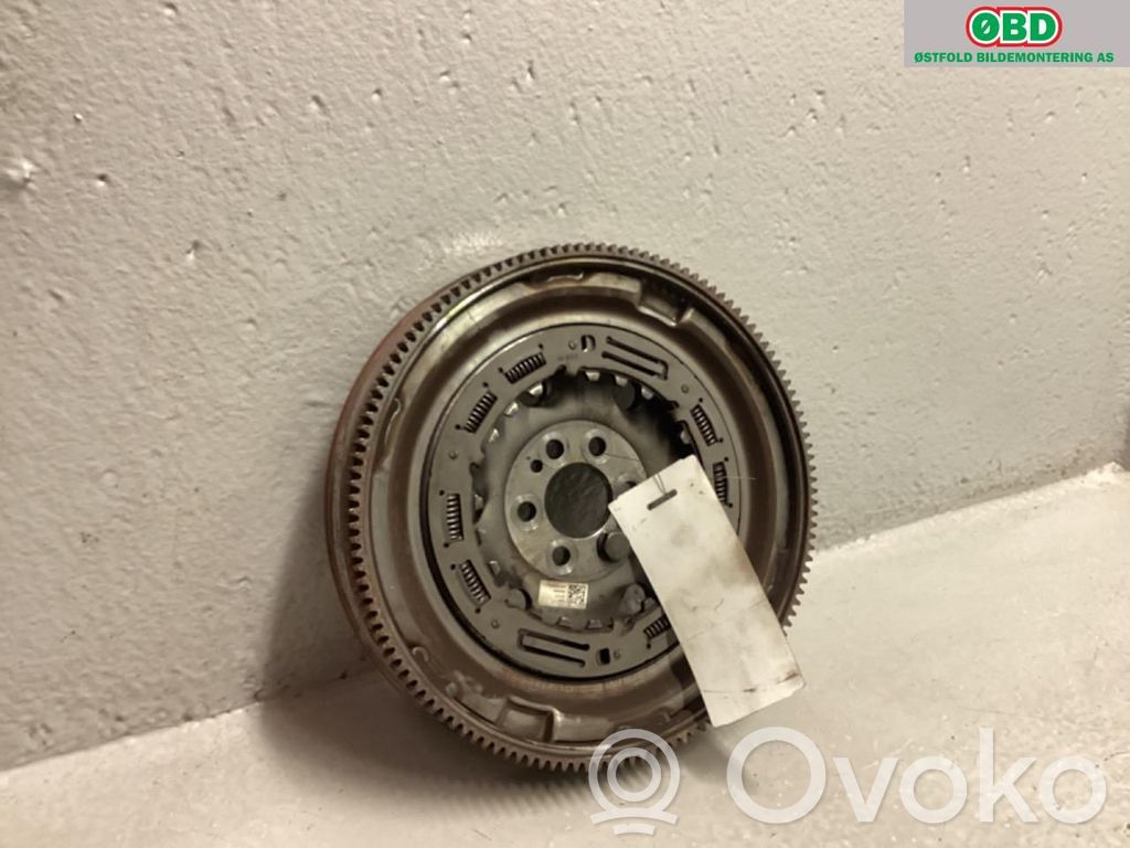 Volano   04E105266K,04E105266K