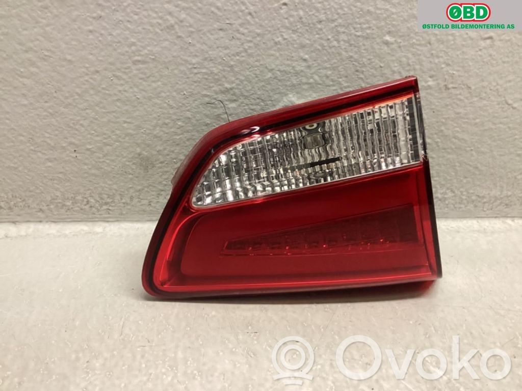 KIA Carens III Luci posteriori
