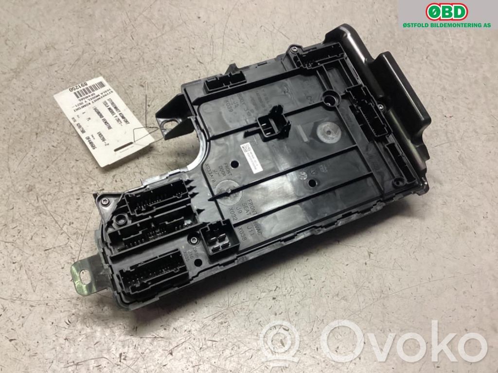 Central body control module   165764802A,165764802A