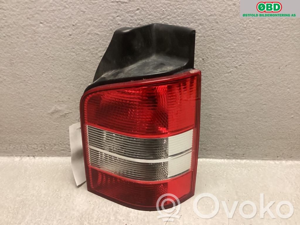 Volkswagen Transporter - Caravelle T5 Lampa tylna 