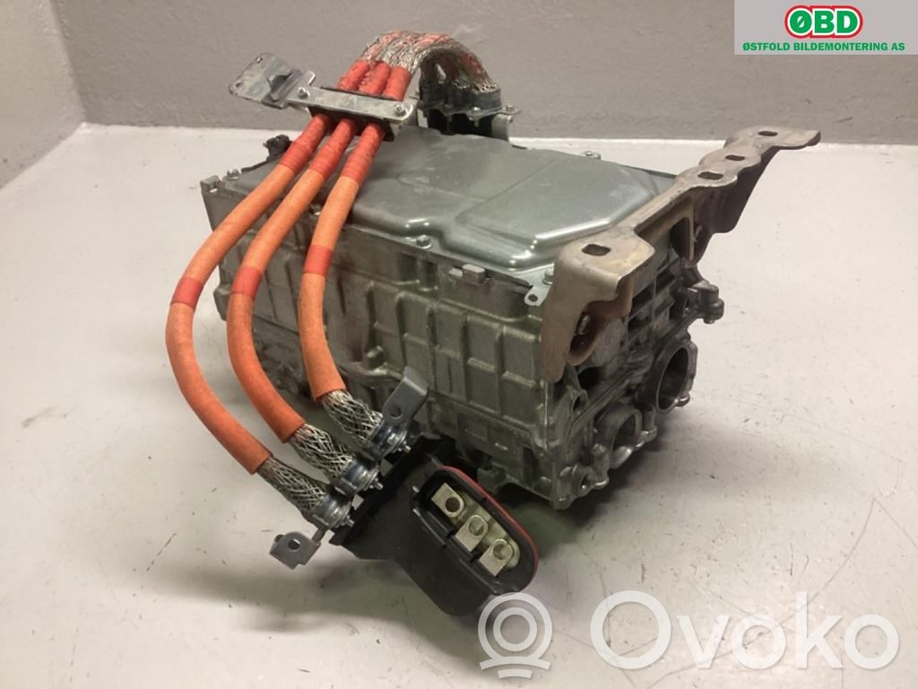 Inversor/convertidor de voltaje   G92A076060,G92A076060