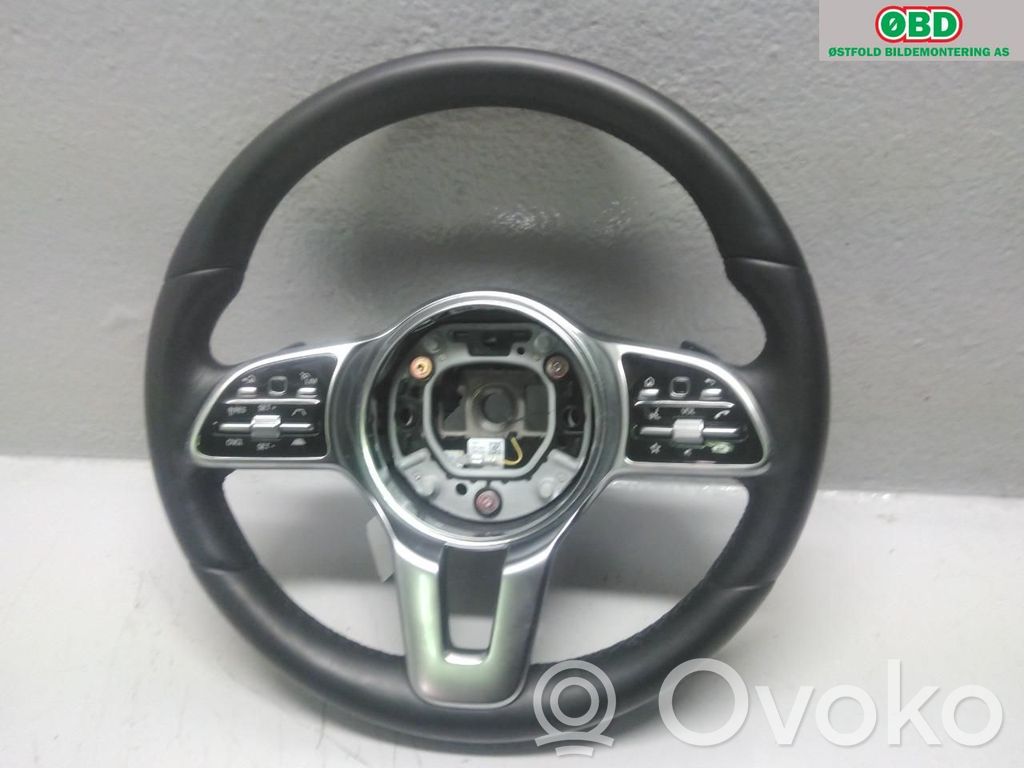 Mercedes-Benz EQB Volan 