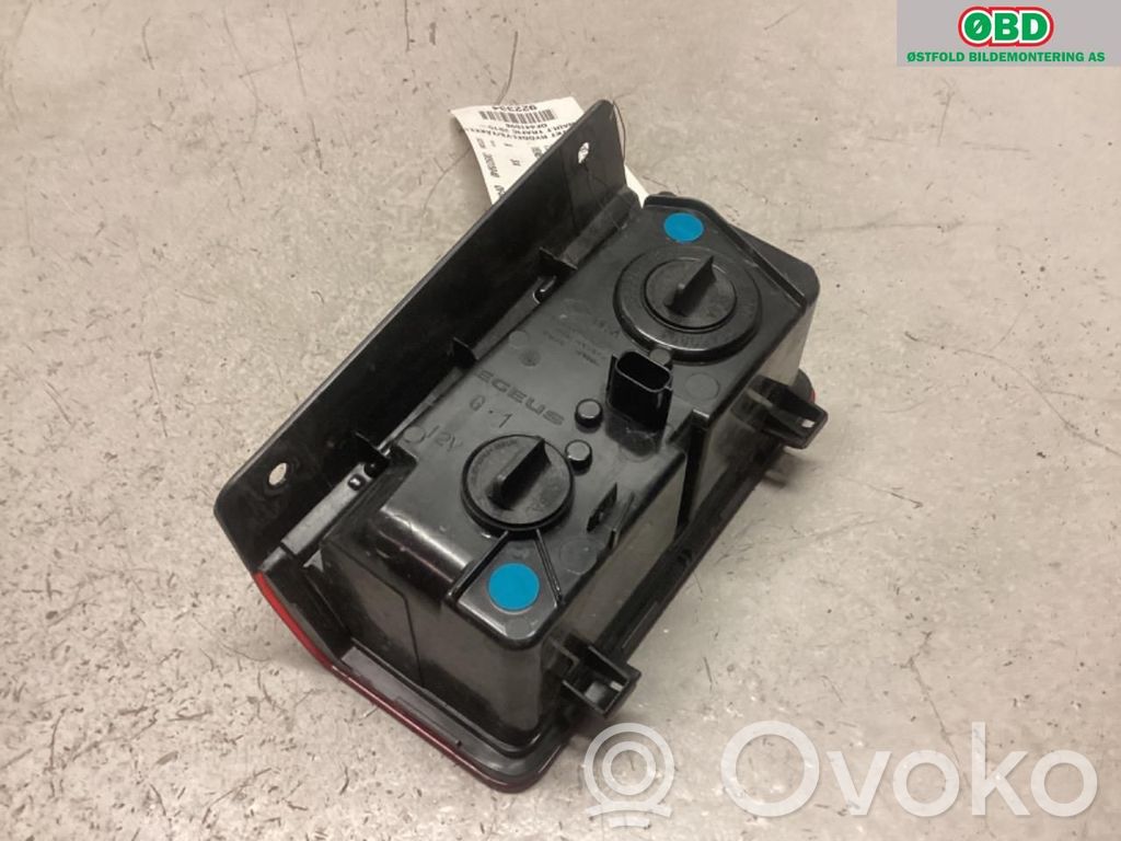 Renault Trafic III (X82) Luce del paraurti posteriore
