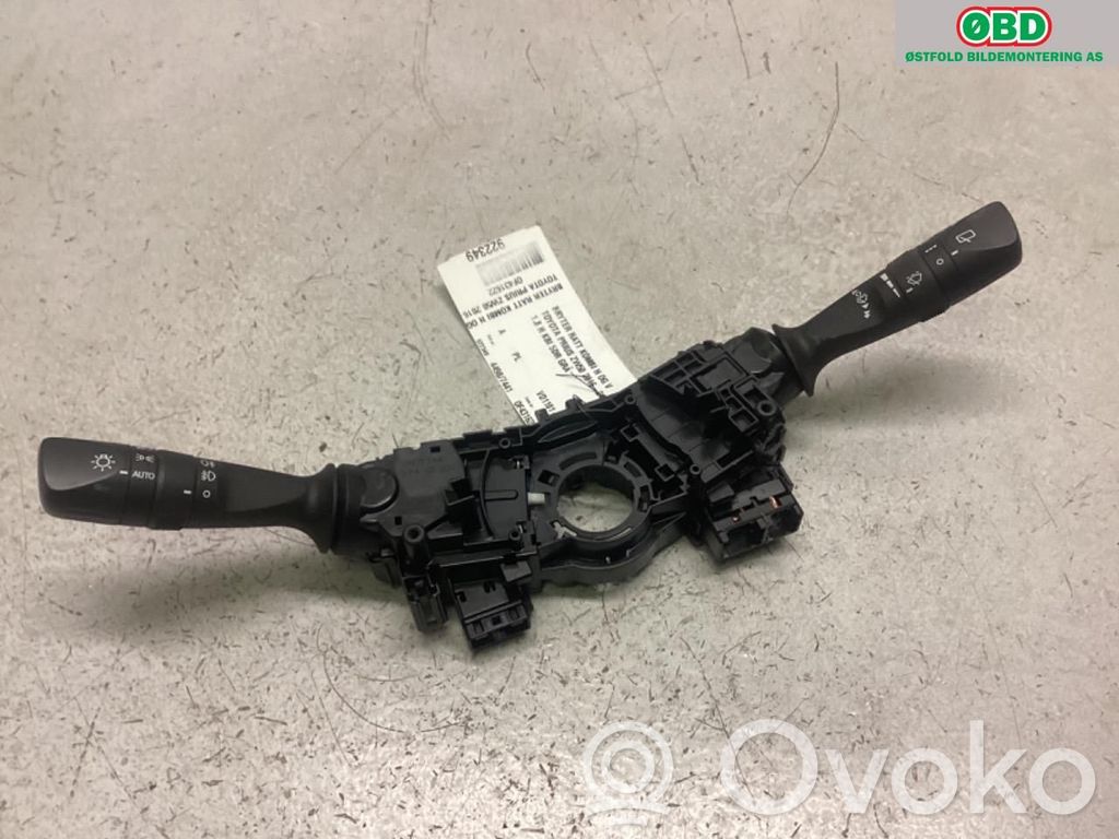 Toyota Prius (XW50) Interruptor de control multifunción 