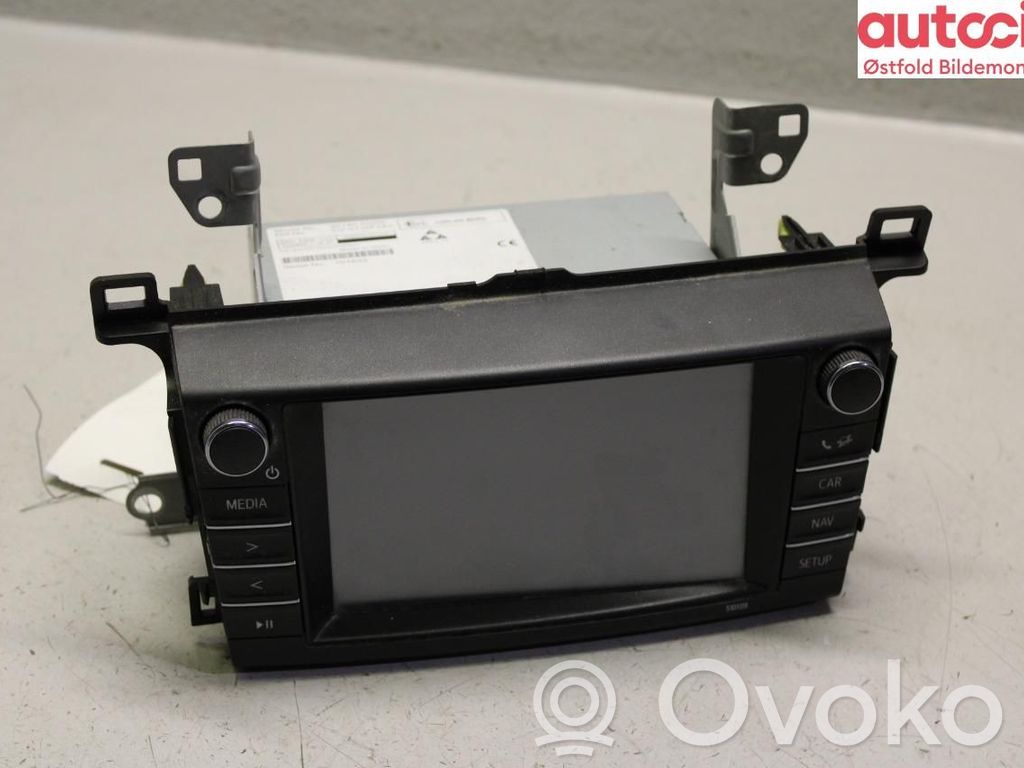 Toyota RAV 4 (XA40) Panel / Radioodtwarzacz CD/DVD/GPS 