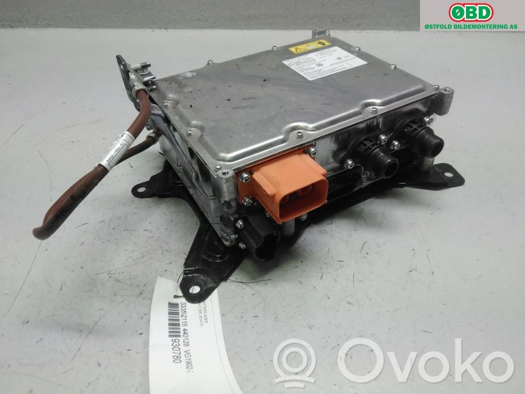 Mercedes-Benz C W205 Chargeur batterie (en option)