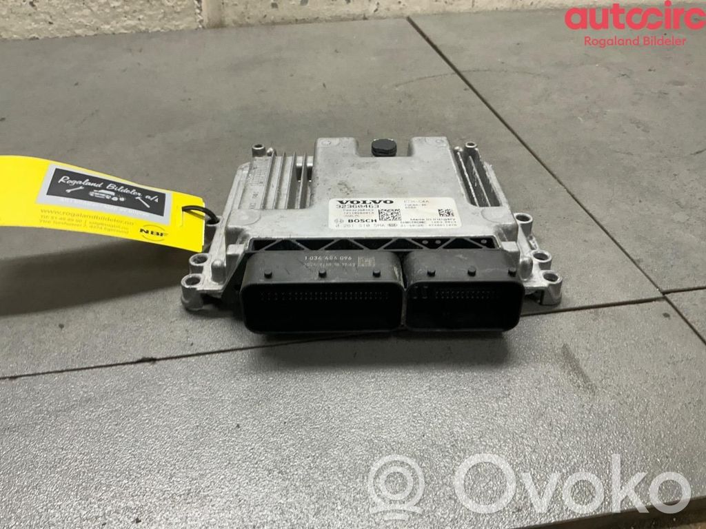 Volvo XC40 Engine control unit/module ECU 