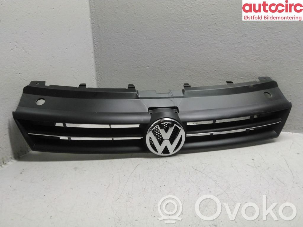 Volkswagen Polo V 6R Atrapa chłodnicy / Grill 