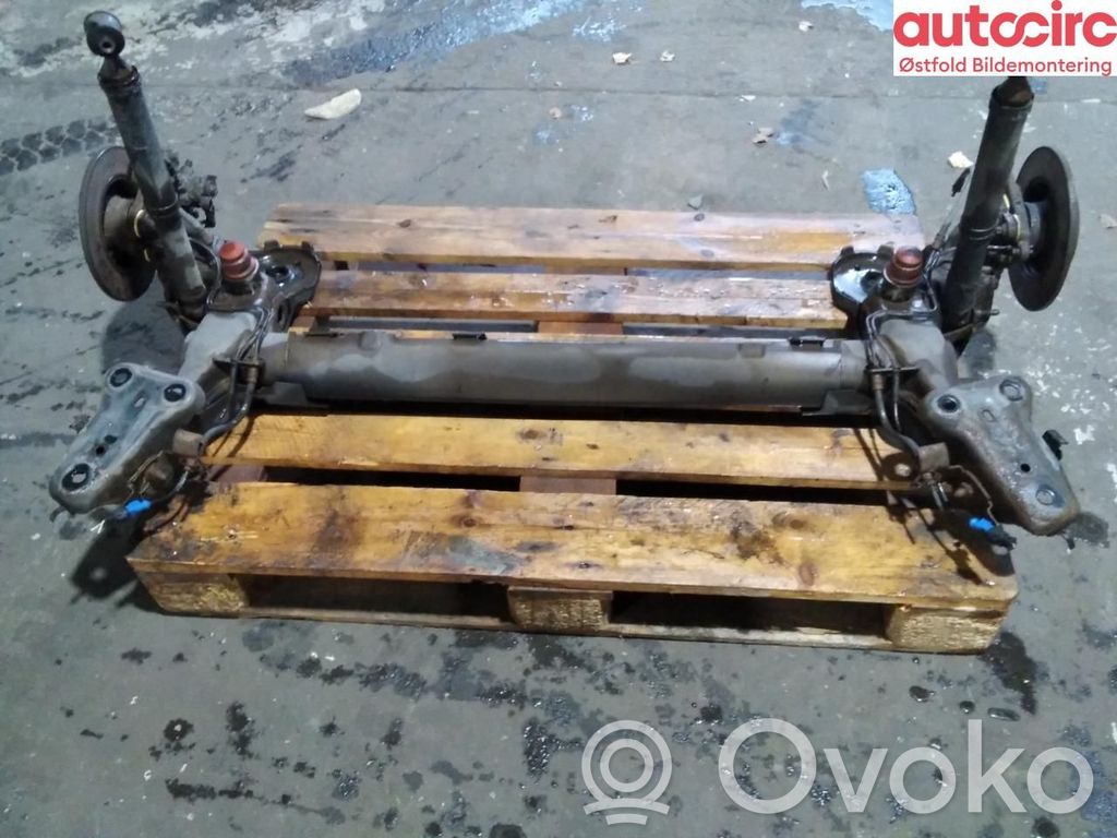 Peugeot 2008 I Set del kit di montaggio della sospensione posteriore
