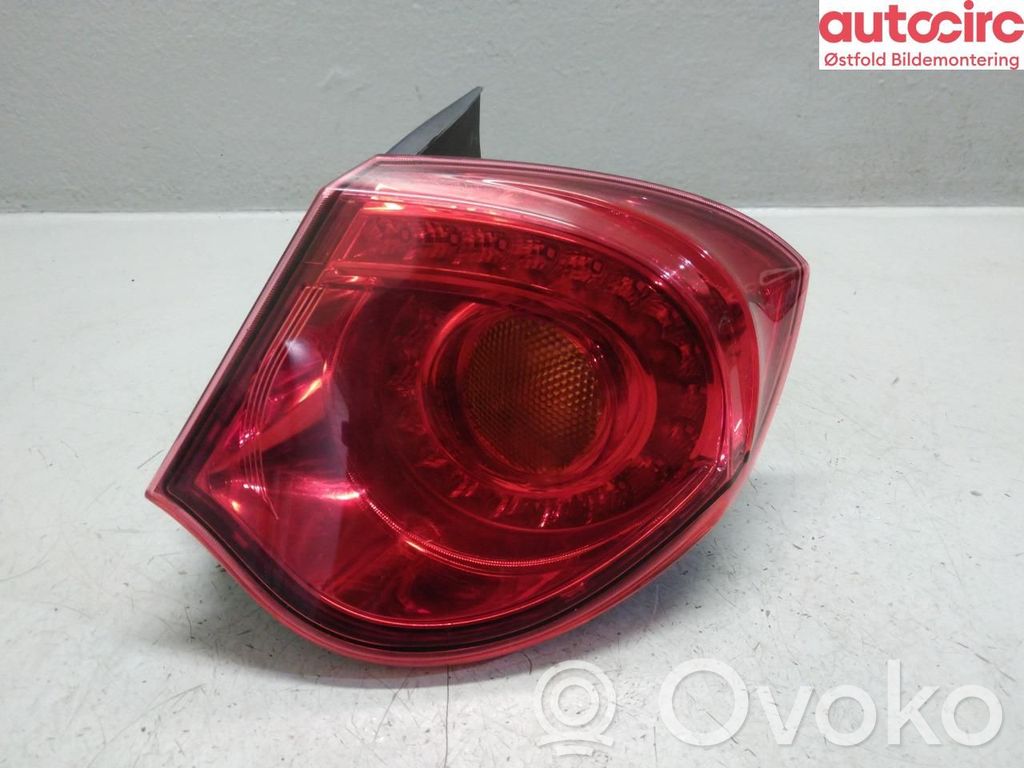 Lampa tylna