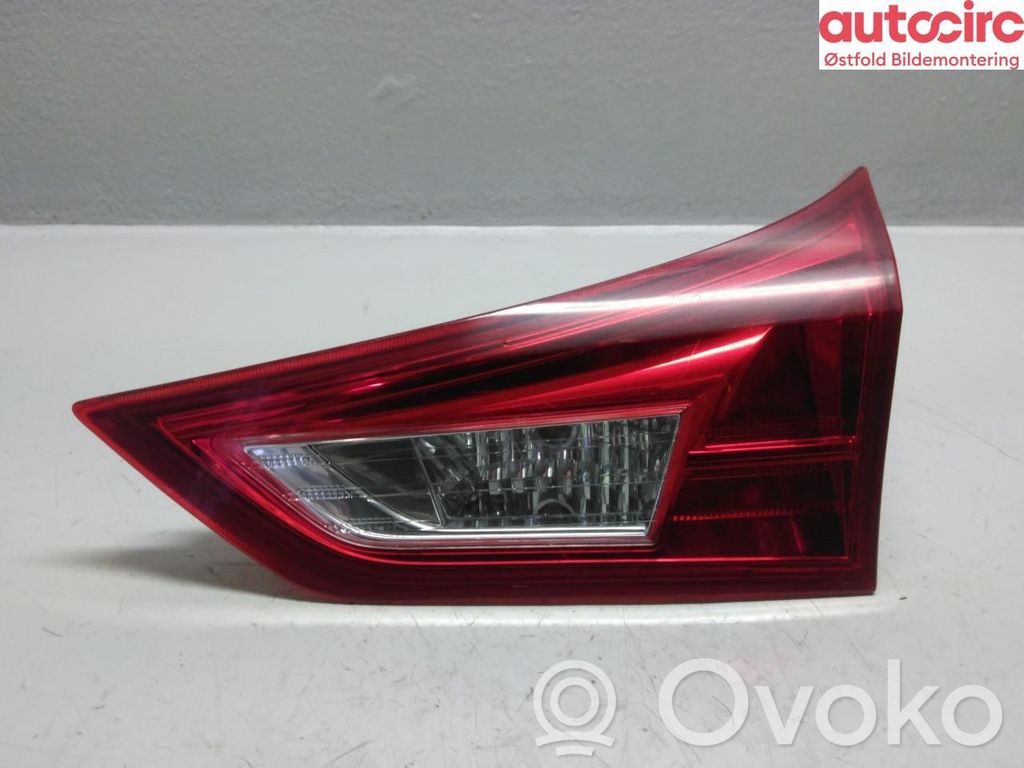 Toyota Auris E180 Lampă spate în caroserie