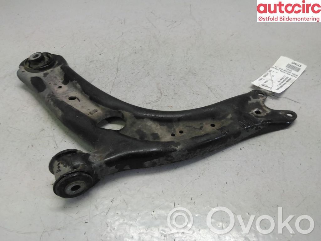 Skoda Superb B8 (3V) Braccio di controllo sospensione anteriore