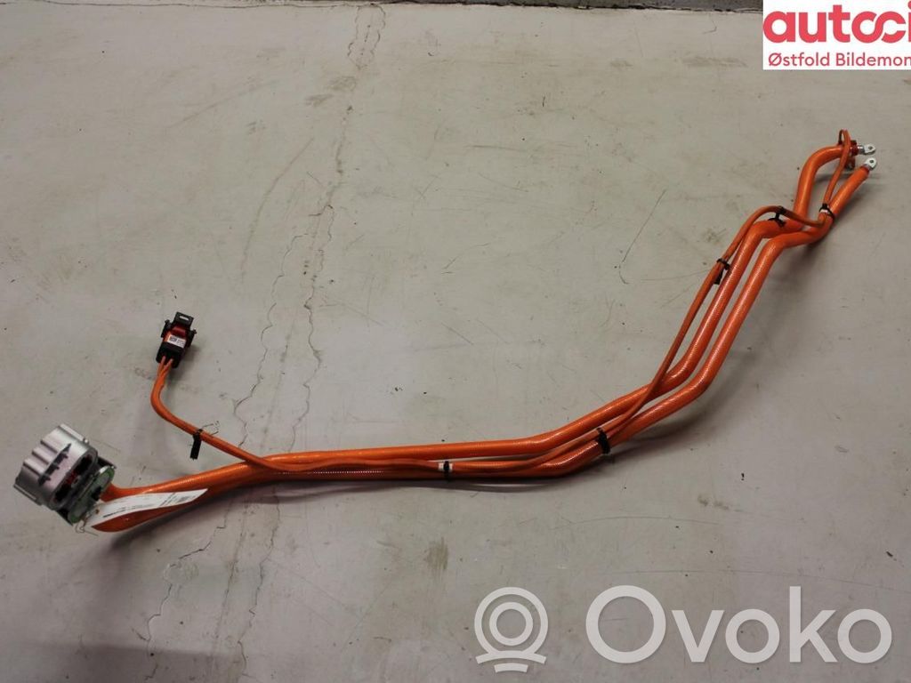 Tesla Model Y Kabel wysokiego napięcia 