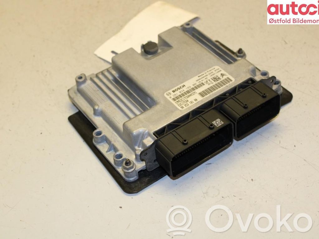 Peugeot Partner Unidad de control/módulo ECU del motor 