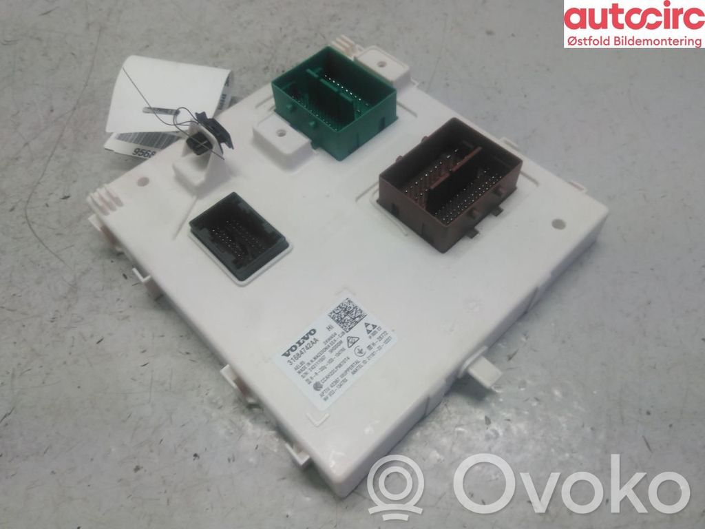 Volvo XC40 Module de contrôle carrosserie centrale 