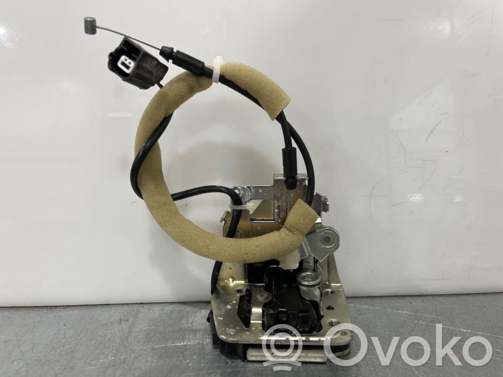 Nissan NV400 Zamek klapy tylnej bagażnika 
