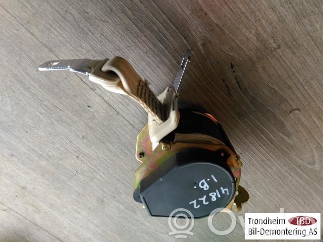 Citroen C6 Cinturón medio (trasero) 