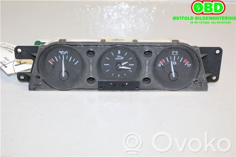 Jaguar XK8 - XKR Otras partes del panel de instrumentos 