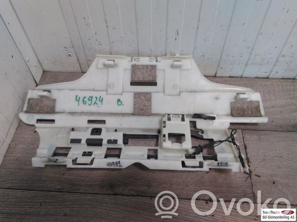 BMW M4 F82 F83 Traversa di supporto paraurti posteriore 