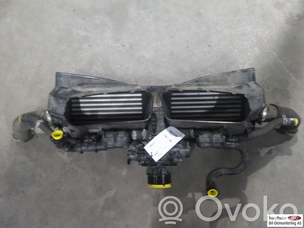 Porsche 911 992 Interkūlerio radiatorius 