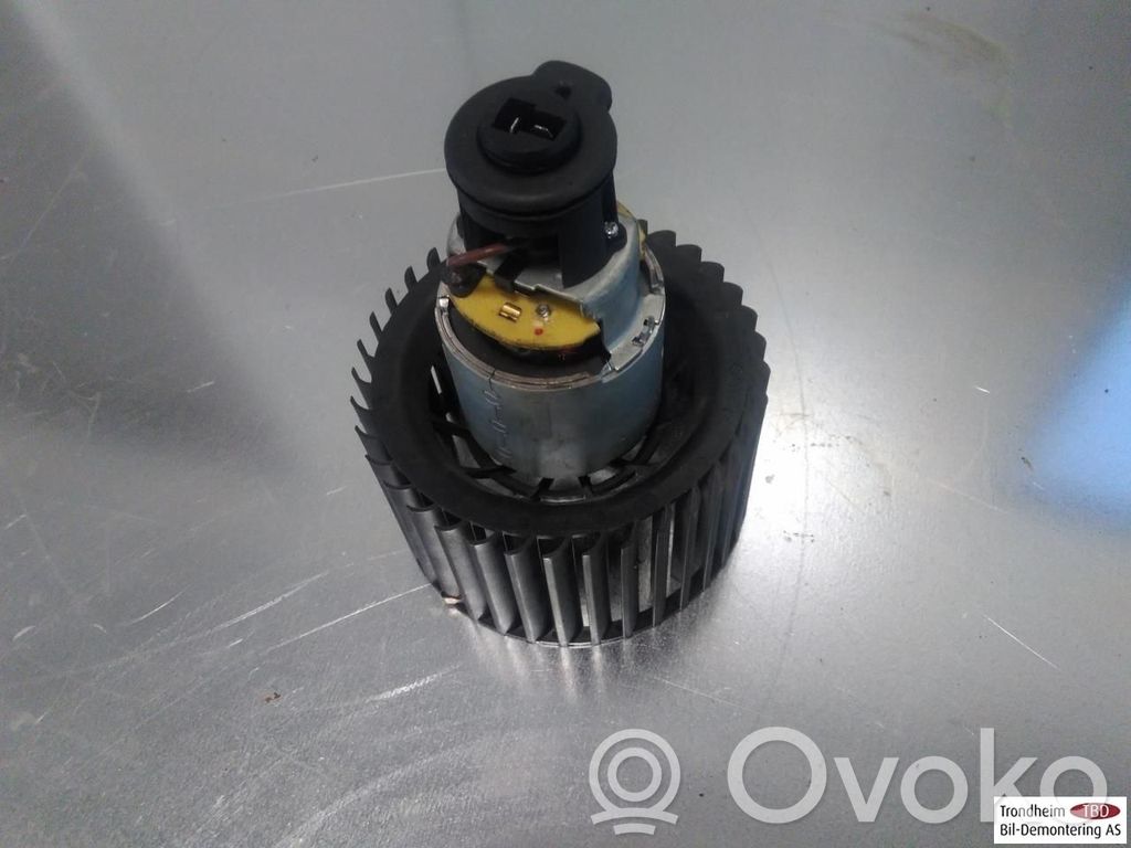 Audi A6 S6 C4 4A Ventola riscaldamento/ventilatore abitacolo 
