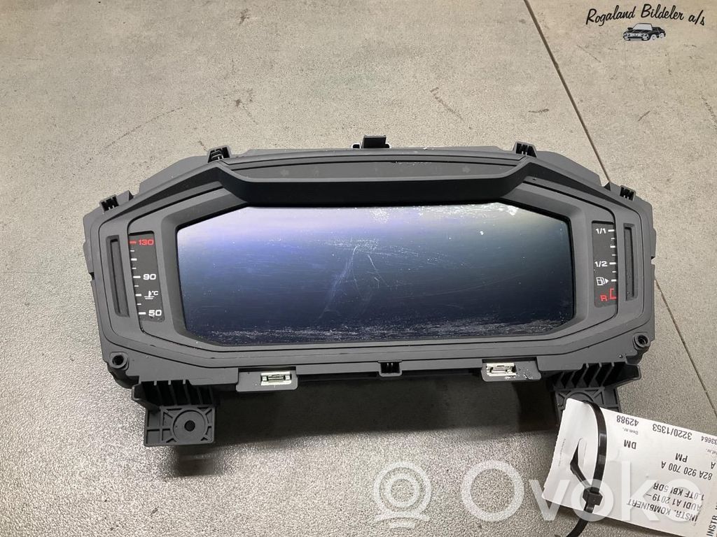 Audi A1 Nopeusmittari (mittaristo) 