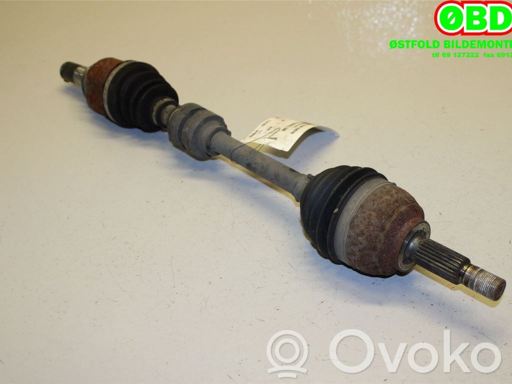 Nissan Micra K14 Eje de transmisión delantero 
