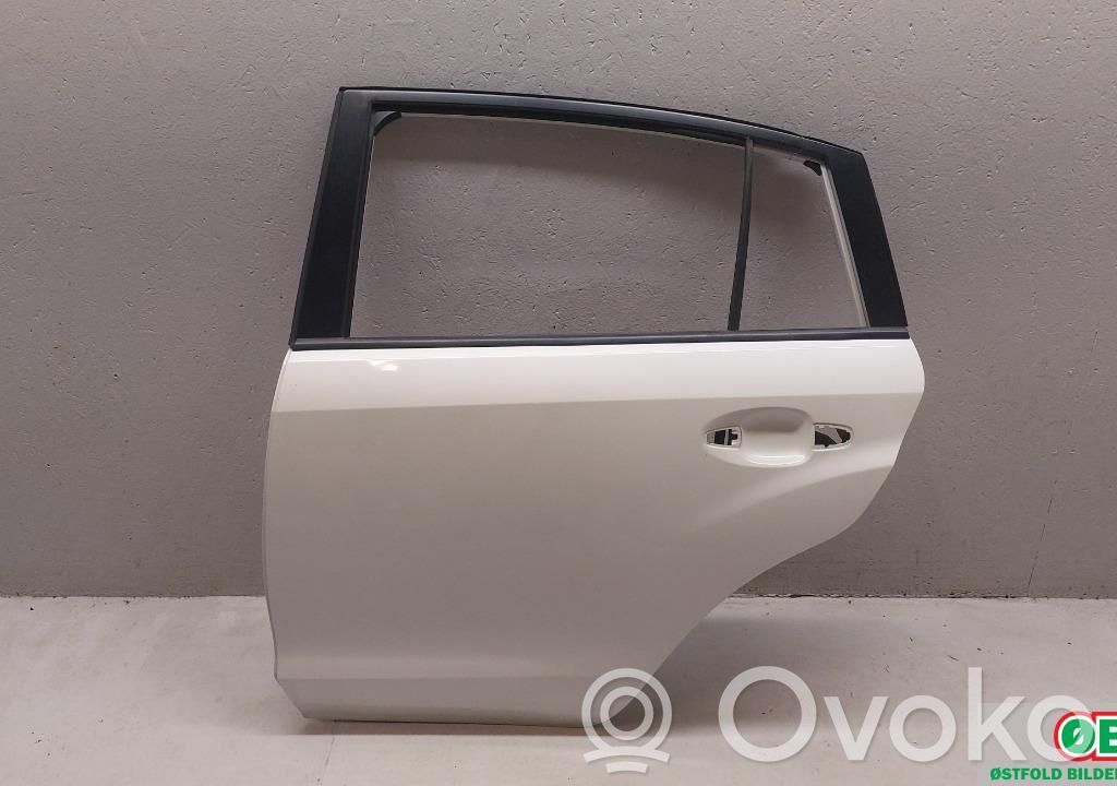 Puerta trasera   60409FJ0109P,60409FJ0109P