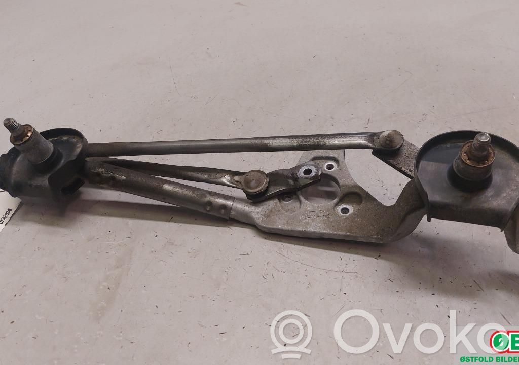 Subaru Impreza IV Tiranti del tergicristallo anteriore 