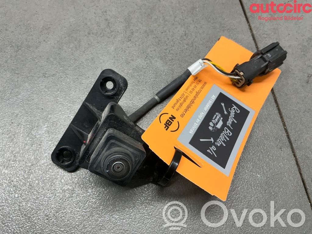 Windshield/windscreen camera