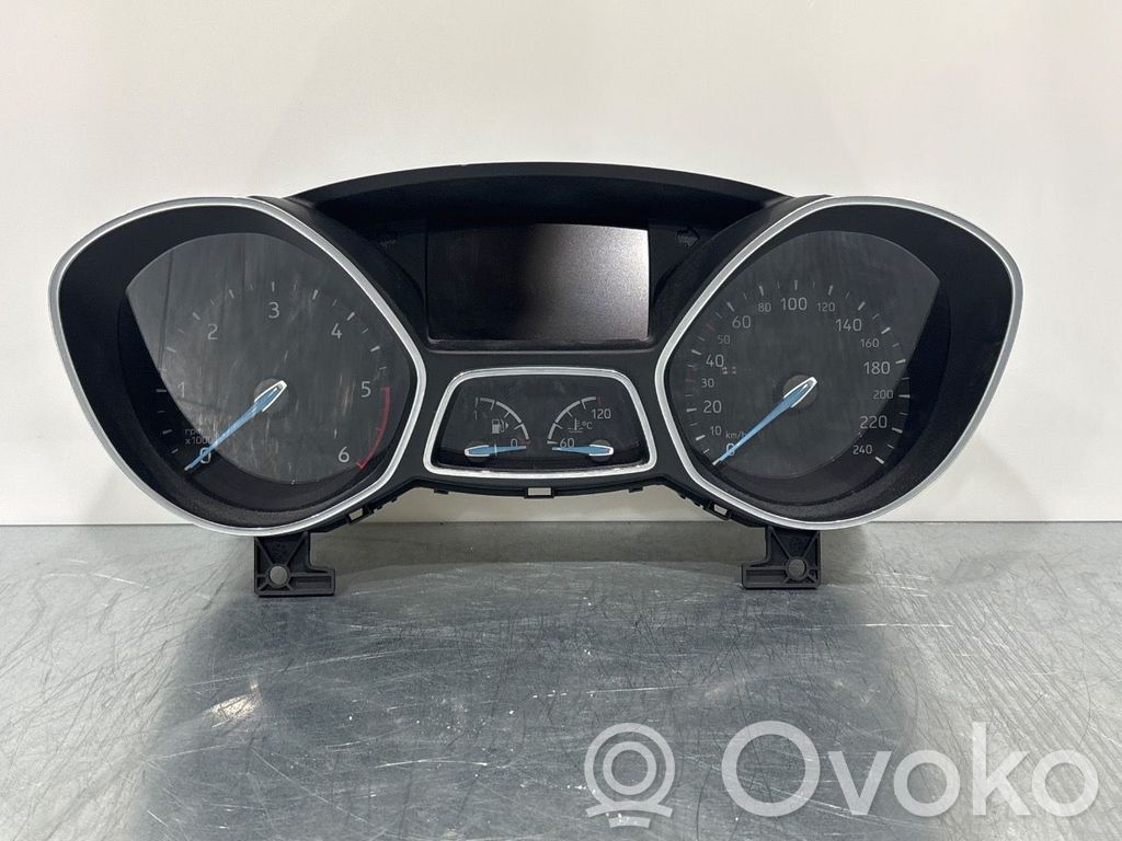Ford Focus Geschwindigkeitsmesser Cockpit 